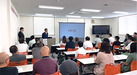 日本ほめる達人協会 静岡支部の『ほめ達！検定３級』を実施【写真】