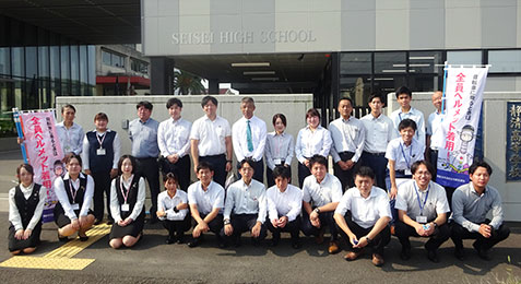 静清高等学校前にて『夏の交通安全県民運動』の立哨活動を実施しました【写真】