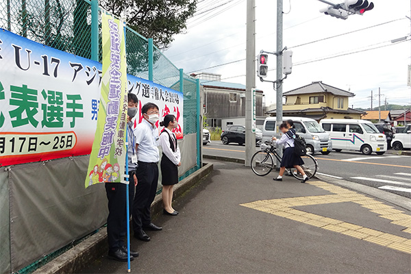 藤枝北高等学校付近の交差点【写真】