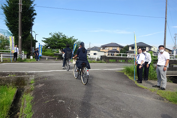 藤枝西高等学校近郊の通学路【写真】