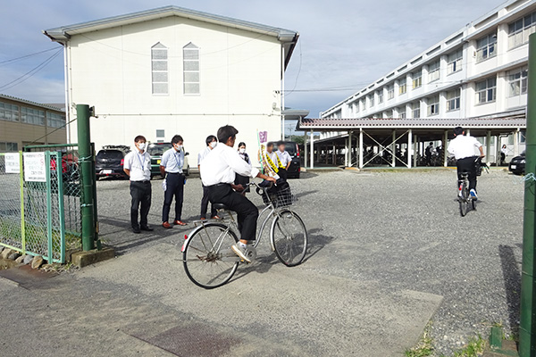 藤枝北高等学校南門【写真】