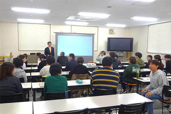 お互いを認め合い、自然と笑顔があふれる時間となりました【写真】