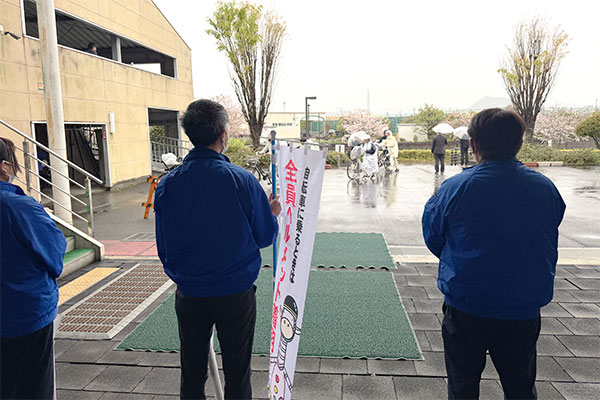 藤枝西高等学校の北門前【写真】